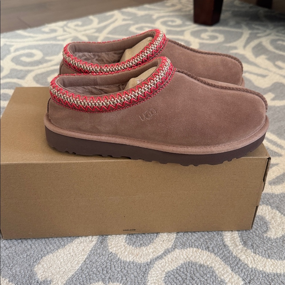 UGG® Tasman II Slippers SZ 6 - Picture 7 of 8